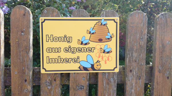Honig aus eigener Imkerei